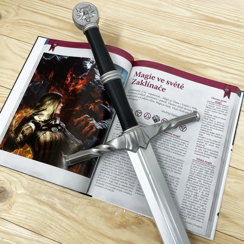 Zaklínač: Hra na hrdiny – RPG príručka, roztvorená